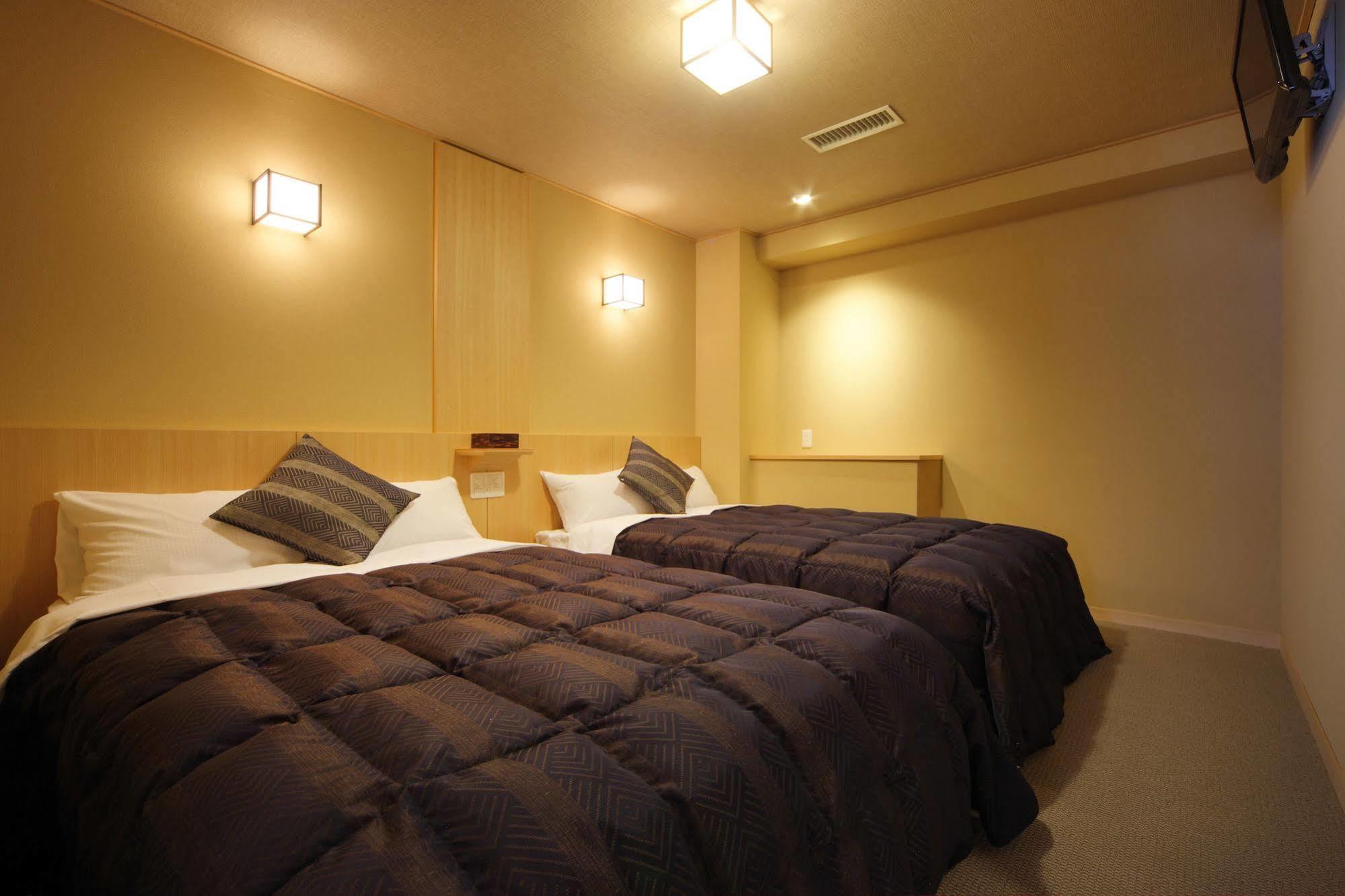 Asaya Hotel Nikko Ngoại thất bức ảnh A room at a Ryokan